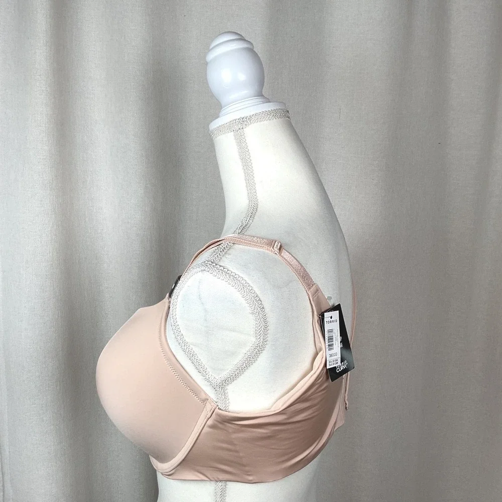 Torrid 38DDD Makeup Plunge Lightly Lined Everyday‎ Bra NWT